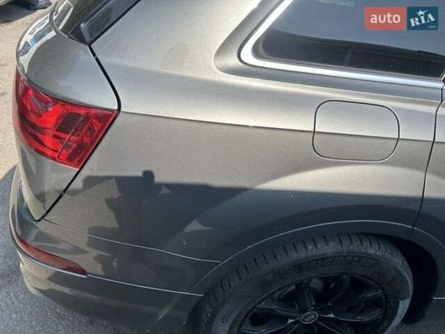 Ауди Ку 7 2016 в Киеве на Automoto.ua Серый Ауди Ку 7, объемом двигателя 3 л и пробегом 156 тыс. км за 21800 $, фото 10 на Automoto.ua