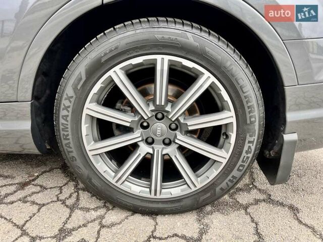 Серый Ауди Ку 7, объемом двигателя 2.97 л и пробегом 219 тыс. км за 36999 $, фото 17 на Automoto.ua