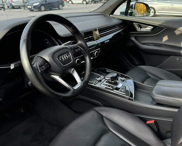 Сірий Ауді Ку 7, об'ємом двигуна 3 л та пробігом 147 тис. км за 26999 $, фото 16 на Automoto.ua