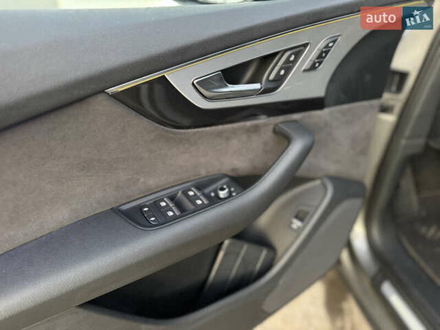 Серый Ауди Ку 7, объемом двигателя 3 л и пробегом 257 тыс. км за 35000 $, фото 32 на Automoto.ua