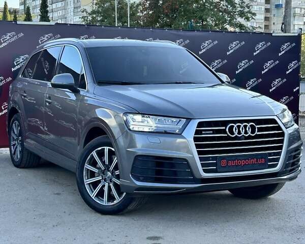 Сірий Ауді Ку 7, об'ємом двигуна 3 л та пробігом 153 тис. км за 28000 $, фото 2 на Automoto.ua
