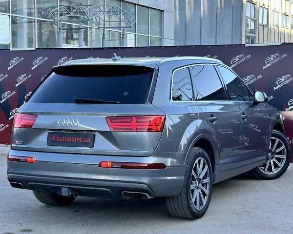 Сірий Ауді Ку 7, об'ємом двигуна 3 л та пробігом 153 тис. км за 28000 $, фото 8 на Automoto.ua