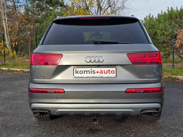 Серый Ауди Ку 7, объемом двигателя 3 л и пробегом 169 тыс. км за 26299 $, фото 3 на Automoto.ua