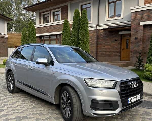 Сірий Ауді Ку 7, об'ємом двигуна 2.97 л та пробігом 205 тис. км за 39956 $, фото 1 на Automoto.ua