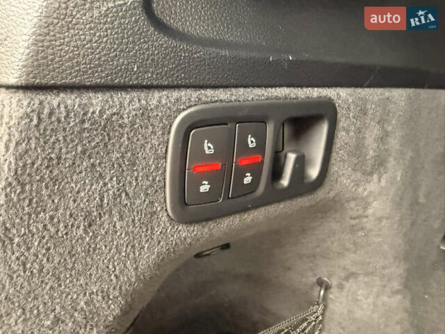 Серый Ауди Ку 7, объемом двигателя 3 л и пробегом 224 тыс. км за 23900 $, фото 37 на Automoto.ua