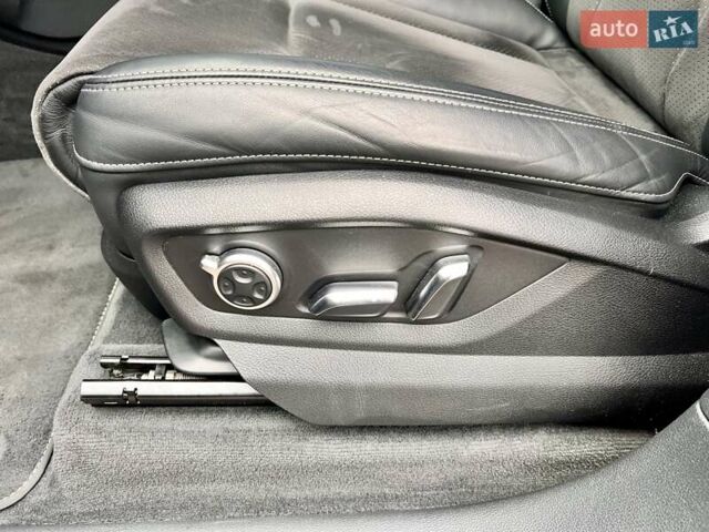 Серый Ауди Ку 7, объемом двигателя 2.97 л и пробегом 219 тыс. км за 36999 $, фото 25 на Automoto.ua