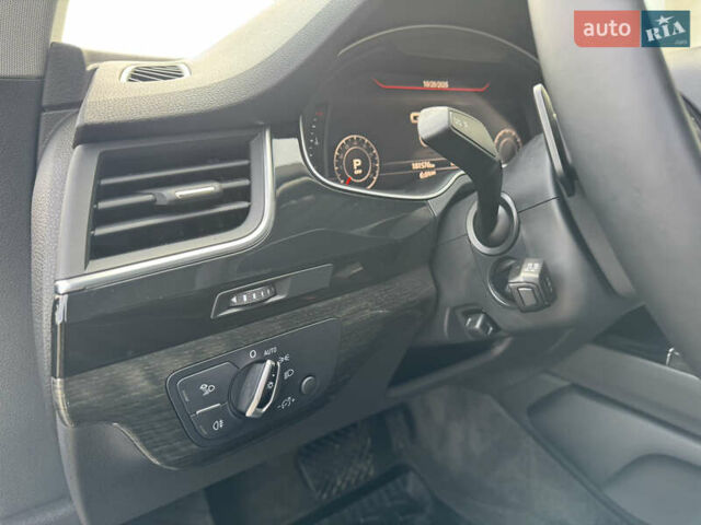 Сірий Ауді Ку 7, об'ємом двигуна 3 л та пробігом 181 тис. км за 23800 $, фото 28 на Automoto.ua