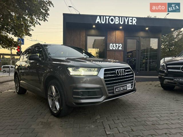 Серый Ауди Ку 7, объемом двигателя 3 л и пробегом 140 тыс. км за 25500 $, фото 3 на Automoto.ua