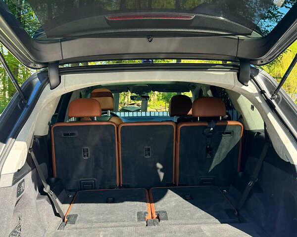 Ауди Ку 7 2016 в Ивано-Франковске на Automoto.ua Серый Ауди Ку 7, объемом двигателя 3 л и пробегом 172 тыс. км за 34000 $, фото 8 на Automoto.ua