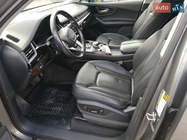 Серый Ауди Ку 7, объемом двигателя 3 л и пробегом 181 тыс. км за 38900 $, фото 16 на Automoto.ua