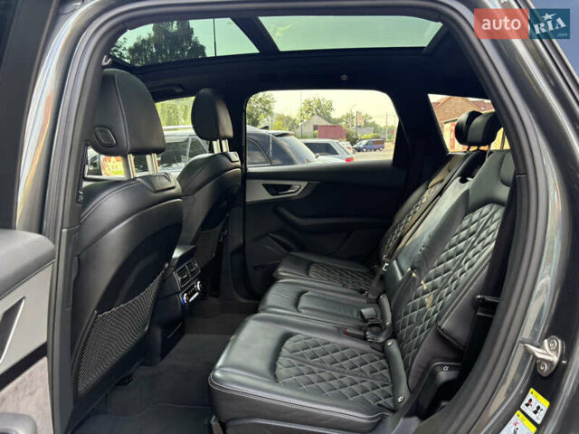 Сірий Ауді Ку 7, об'ємом двигуна 3 л та пробігом 180 тис. км за 39500 $, фото 12 на Automoto.ua
