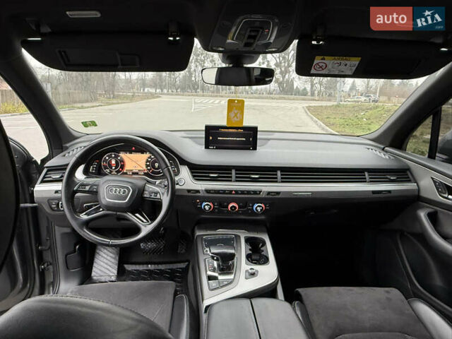Серый Ауди Ку 7, объемом двигателя 2.97 л и пробегом 201 тыс. км за 36000 $, фото 17 на Automoto.ua