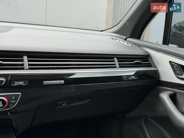 Сірий Ауді Ку 7, об'ємом двигуна 3 л та пробігом 152 тис. км за 27000 $, фото 29 на Automoto.ua