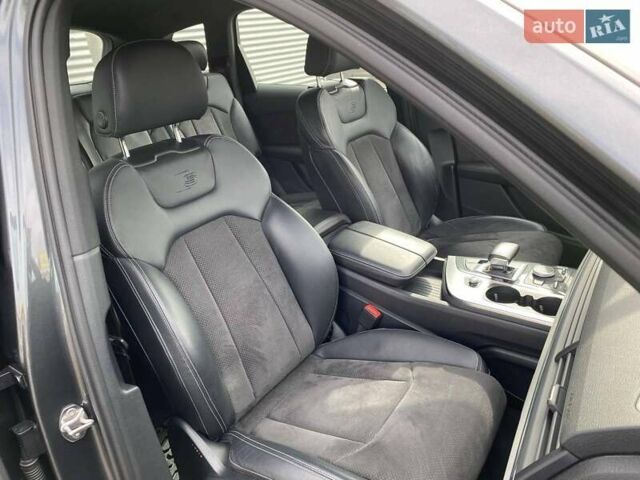 Серый Ауди Ку 7, объемом двигателя 1.98 л и пробегом 86 тыс. км за 31000 $, фото 25 на Automoto.ua