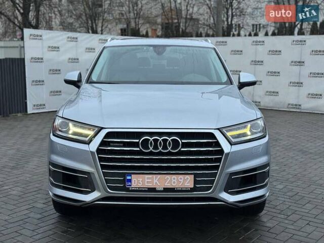 Серый Ауди Ку 7, объемом двигателя 3 л и пробегом 245 тыс. км за 18500 $, фото 1 на Automoto.ua