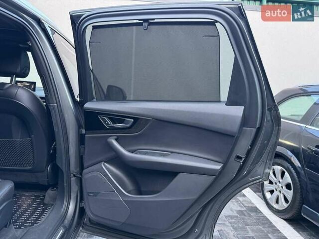 Сірий Ауді Ку 7, об'ємом двигуна 3 л та пробігом 216 тис. км за 21900 $, фото 49 на Automoto.ua