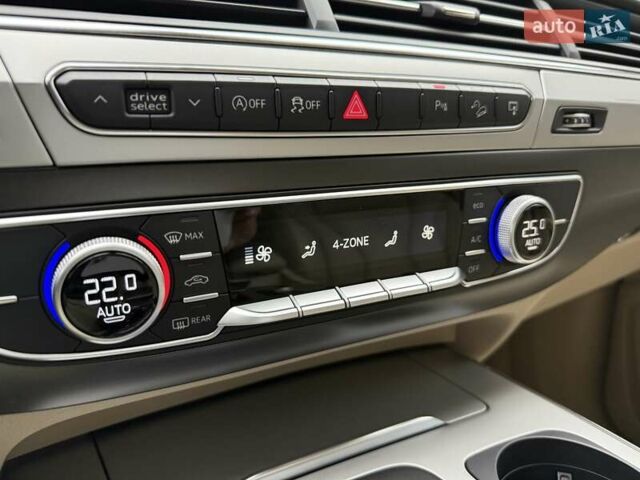 Сірий Ауді Ку 7, об'ємом двигуна 2.97 л та пробігом 211 тис. км за 39333 $, фото 32 на Automoto.ua