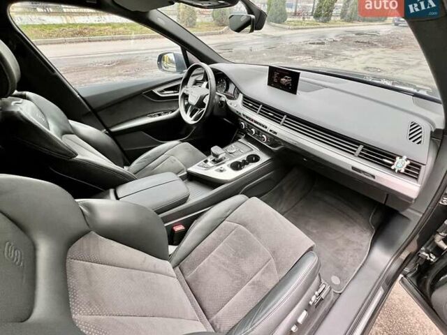 Серый Ауди Ку 7, объемом двигателя 2.97 л и пробегом 219 тыс. км за 36999 $, фото 49 на Automoto.ua