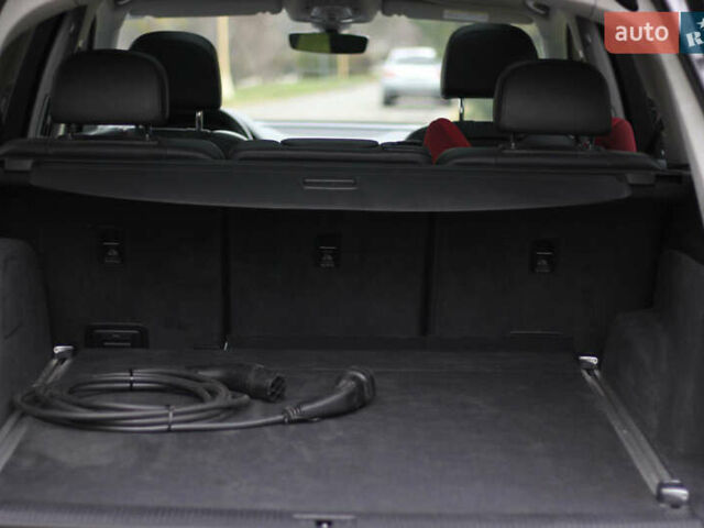 Сірий Ауді Ку 7, об'ємом двигуна 3 л та пробігом 160 тис. км за 37500 $, фото 21 на Automoto.ua