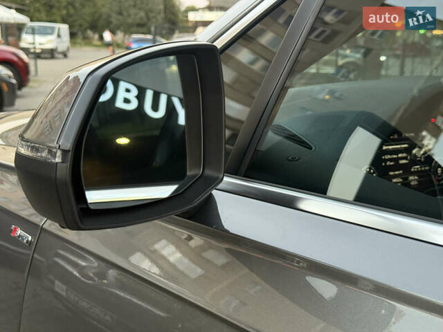 Серый Ауди Ку 7, объемом двигателя 3 л и пробегом 140 тыс. км за 25500 $, фото 16 на Automoto.ua