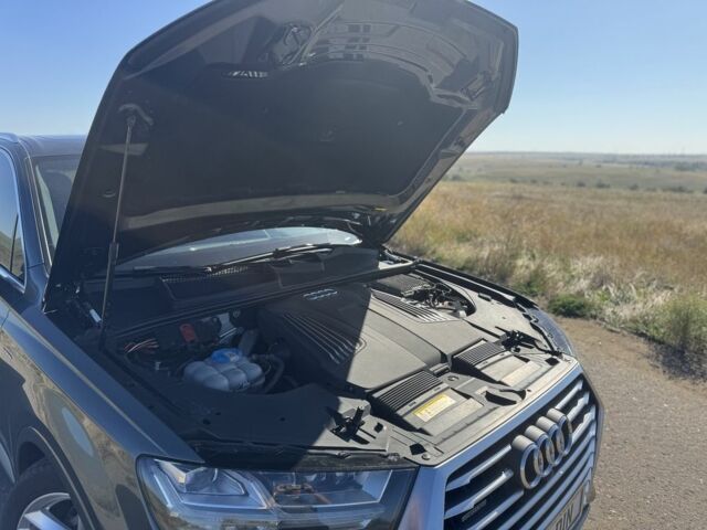 Серый Ауди Ку 7, объемом двигателя 3 л и пробегом 250 тыс. км за 38500 $, фото 7 на Automoto.ua