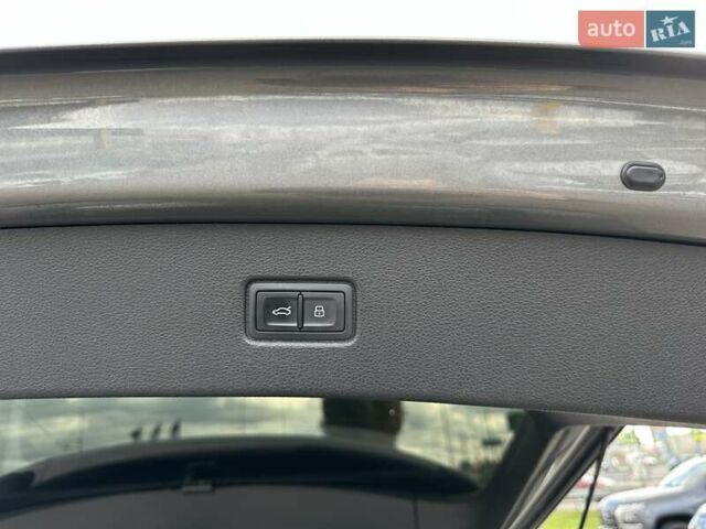 Серый Ауди Ку 7, объемом двигателя 2.97 л и пробегом 139 тыс. км за 31500 $, фото 10 на Automoto.ua