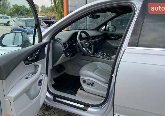 Ауди Ку 7 2016 в Ужгороде на Automoto.ua Серый Ауди Ку 7, объемом двигателя 3 л и пробегом 230 тыс. км за 20900 $, фото 17 на Automoto.ua