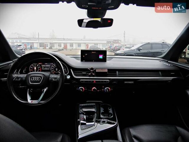 Сірий Ауді Ку 7, об'ємом двигуна 3 л та пробігом 184 тис. км за 26800 $, фото 20 на Automoto.ua