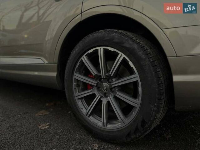 Серый Ауди Ку 7, объемом двигателя 3 л и пробегом 148 тыс. км за 30000 $, фото 30 на Automoto.ua