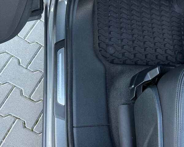 Серый Ауди Ку 7, объемом двигателя 3 л и пробегом 212 тыс. км за 25000 $, фото 40 на Automoto.ua