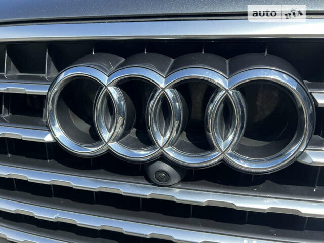 Серый Ауди Ку 7, объемом двигателя 3 л и пробегом 198 тыс. км за 41999 $, фото 1 на Automoto.ua