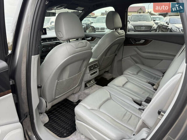 Серый Ауди Ку 7, объемом двигателя 3 л и пробегом 173 тыс. км за 21950 $, фото 54 на Automoto.ua