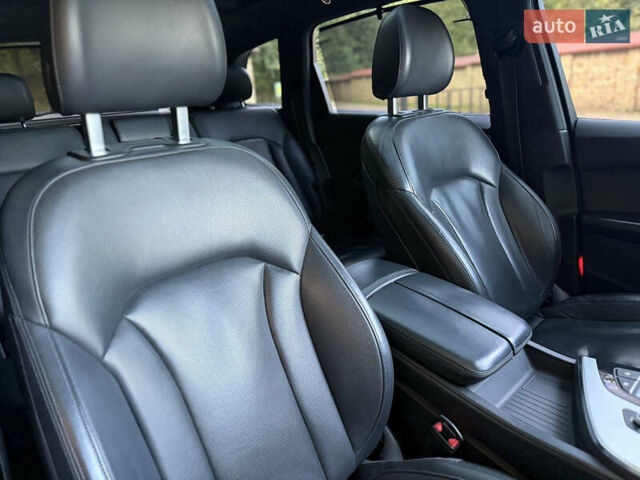 Серый Ауди Ку 7, объемом двигателя 2.97 л и пробегом 207 тыс. км за 32500 $, фото 43 на Automoto.ua