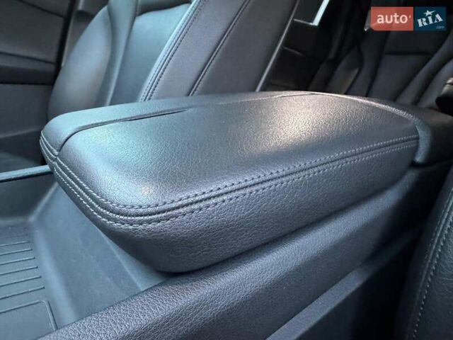 Сірий Ауді Ку 7, об'ємом двигуна 3 л та пробігом 216 тис. км за 21900 $, фото 38 на Automoto.ua