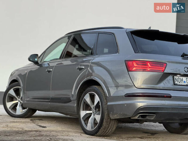 Серый Ауди Ку 7, объемом двигателя 3 л и пробегом 257 тыс. км за 35000 $, фото 18 на Automoto.ua