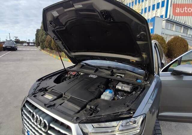 Сірий Ауді Ку 7, об'ємом двигуна 3 л та пробігом 213 тис. км за 26999 $, фото 13 на Automoto.ua