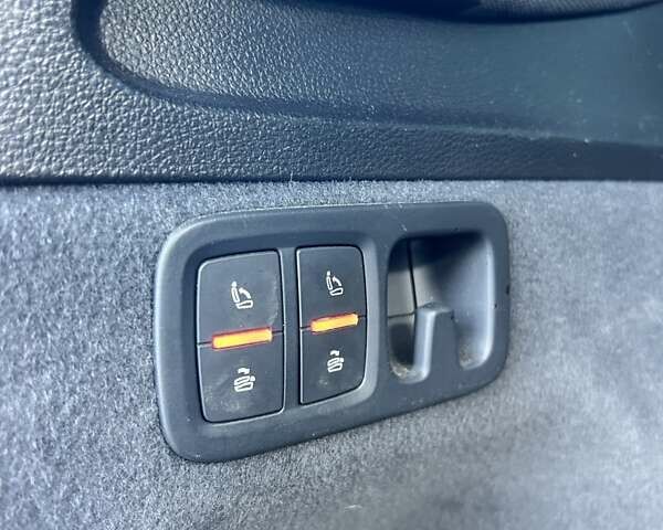 Серый Ауди Ку 7, объемом двигателя 3 л и пробегом 153 тыс. км за 28000 $, фото 38 на Automoto.ua