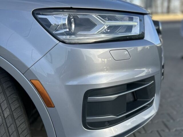 Ауди Ку 7 2016 в Василькове на Automoto.ua Серый Ауди Ку 7, объемом двигателя 3 л и пробегом 177 тыс. км за 24000 $, фото 3 на Automoto.ua