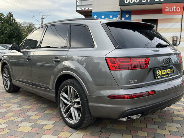Серый Ауди Ку 7, объемом двигателя 3 л и пробегом 220 тыс. км за 29999 $, фото 4 на Automoto.ua