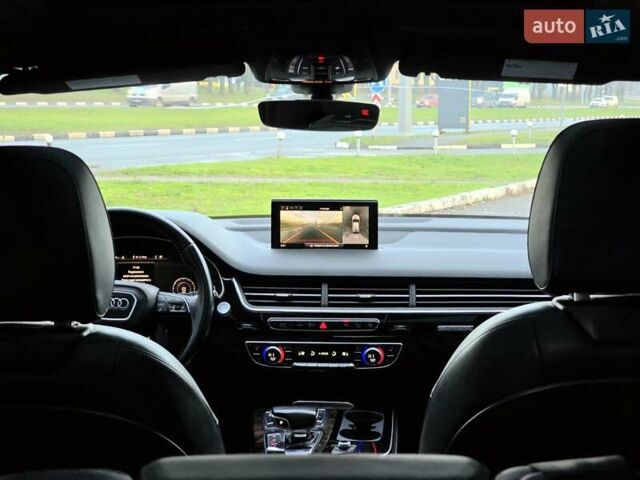 Серый Ауди Ку 7, объемом двигателя 3 л и пробегом 230 тыс. км за 23900 $, фото 22 на Automoto.ua