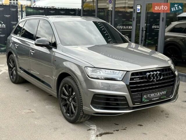 Серый Ауди Ку 7, объемом двигателя 3 л и пробегом 135 тыс. км за 27900 $, фото 3 на Automoto.ua