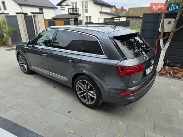 Серый Ауди Ку 7, объемом двигателя 2.97 л и пробегом 281 тыс. км за 35500 $, фото 4 на Automoto.ua