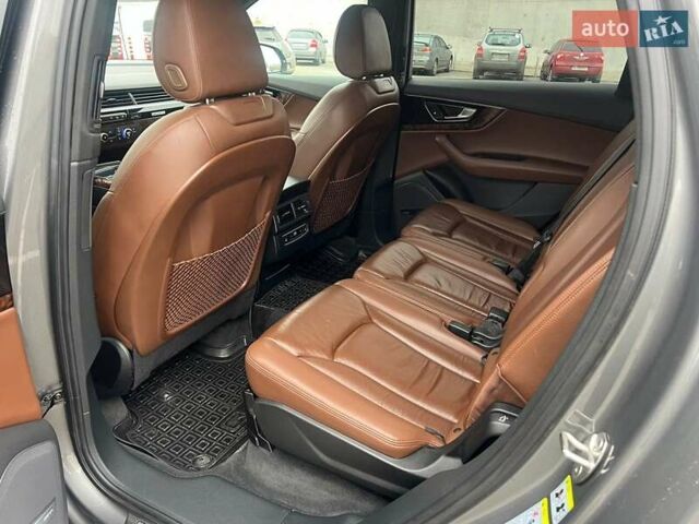 Сірий Ауді Ку 7, об'ємом двигуна 3 л та пробігом 105 тис. км за 27300 $, фото 7 на Automoto.ua