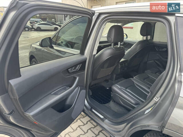 Сірий Ауді Ку 7, об'ємом двигуна 3 л та пробігом 181 тис. км за 23800 $, фото 37 на Automoto.ua