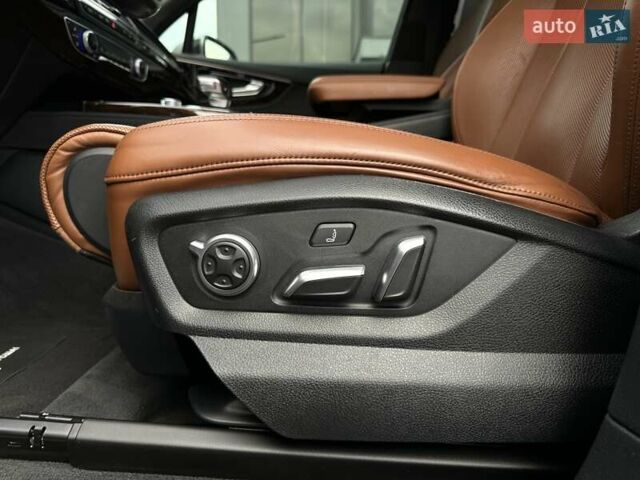 Ауди Ку 7 2016 в Мукачеве на Automoto.ua Серый Ауди Ку 7, объемом двигателя 3 л и пробегом 194 тыс. км за 28900 $, фото 39 на Automoto.ua