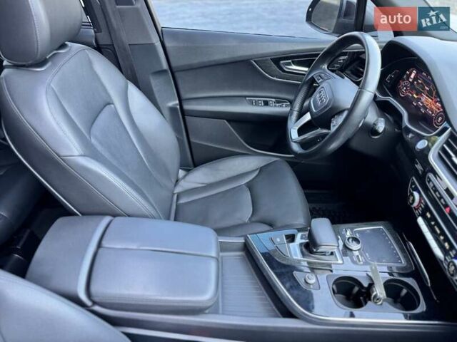 Сірий Ауді Ку 7, об'ємом двигуна 3 л та пробігом 201 тис. км за 25300 $, фото 54 на Automoto.ua