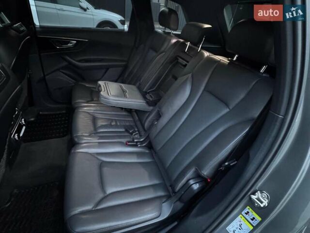 Сірий Ауді Ку 7, об'ємом двигуна 3 л та пробігом 216 тис. км за 21900 $, фото 54 на Automoto.ua