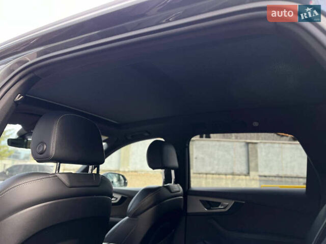 Серый Ауди Ку 7, объемом двигателя 3 л и пробегом 160 тыс. км за 40000 $, фото 25 на Automoto.ua