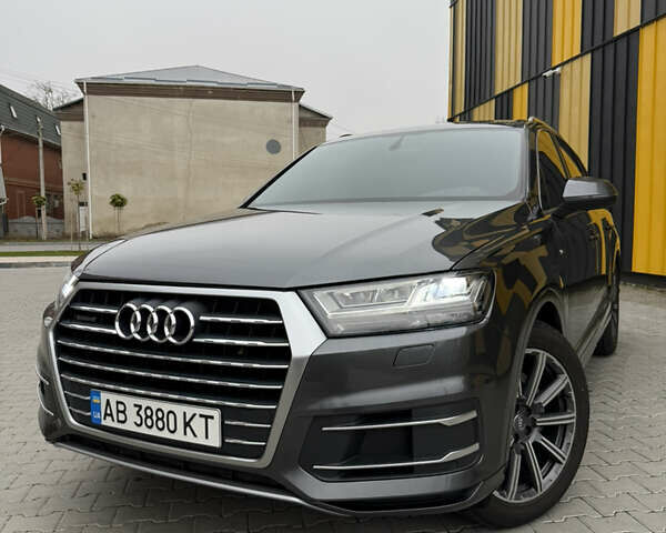 Серый Ауди Ку 7, объемом двигателя 2.97 л и пробегом 214 тыс. км за 40000 $, фото 8 на Automoto.ua