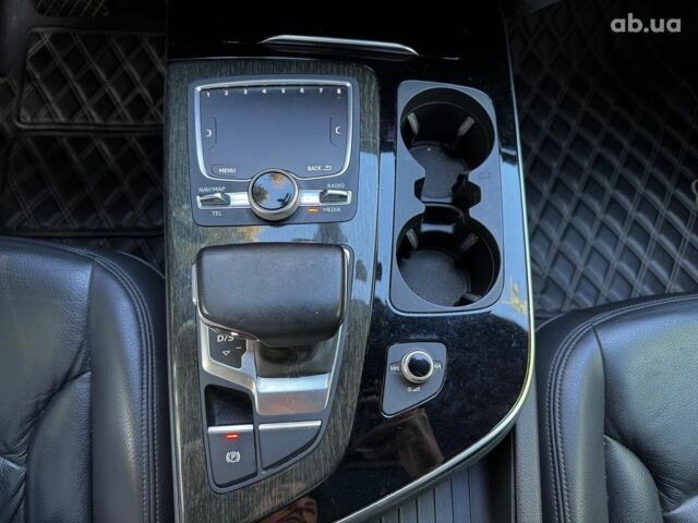 Сірий Ауді Ку 7, об'ємом двигуна 3 л та пробігом 130 тис. км за 30990 $, фото 18 на Automoto.ua